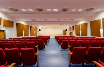 O Sistema Comércio BA, através do Senac, oferece espaços versáteis e modernos para eventos