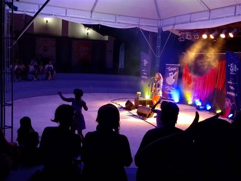 Teatro Sesc-Senac Pelourinho recebe apresentações do Claque Cultural