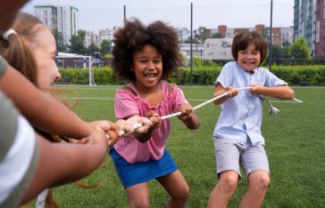 Sistema Comércio BA, através do Sesc, realiza a Semana Mundial do Brincar com brincadeiras e rodas de conversa