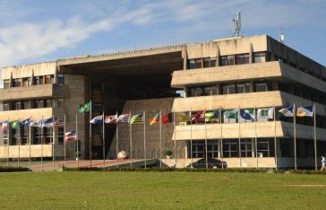 Sessão solene na Assembleia Legislativa da Bahia reconhece a trajetória de 80 anos do Sesc e do Senac