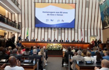 ALBA celebra os 80 anos do Sesc e do Senac em sessão solene marcada por homenagens e reconhecimento