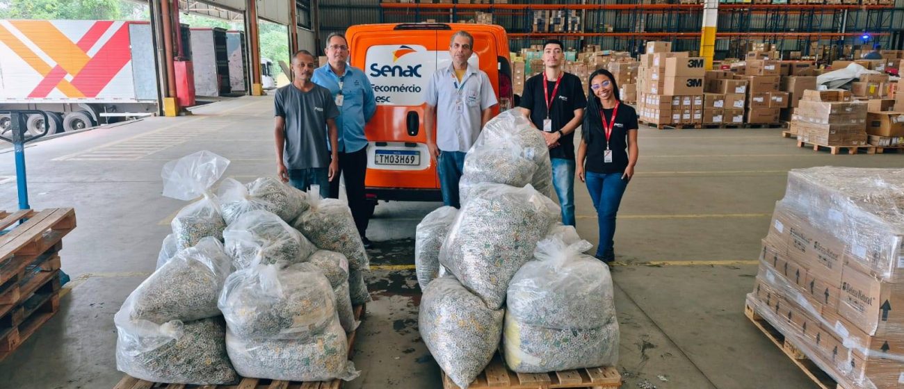 Sistema Comércio BA, através do Senac, envia mais de 600 kg de lacres de alumínio e fortalece ações de sustentabilidade e inclusão social Sistema Comércio BA, através do Senac, envia mais de 600 kg de lacres de alumínio e fortalece ações de sustentabilidade e inclusão social