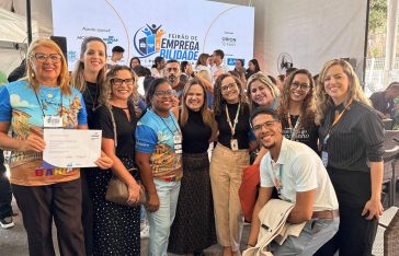 Sistema Comércio Bahia, por meio do Senac, marca presença na Feira da Empregabilidade e Certificação de alunos dos Programas Municipais de Qualificação Profissional