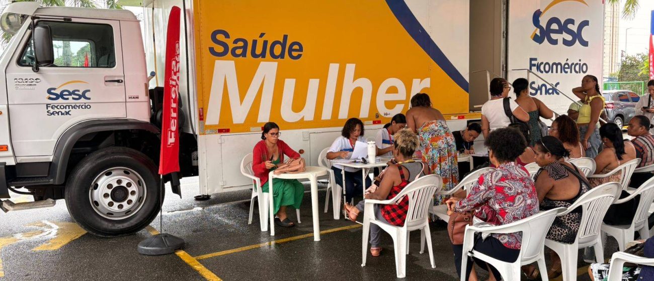 Outubro Rosa: Sesc Saúde Mulher oferta atendimentos gratuitos na loja Ferreira Costa dos Barris